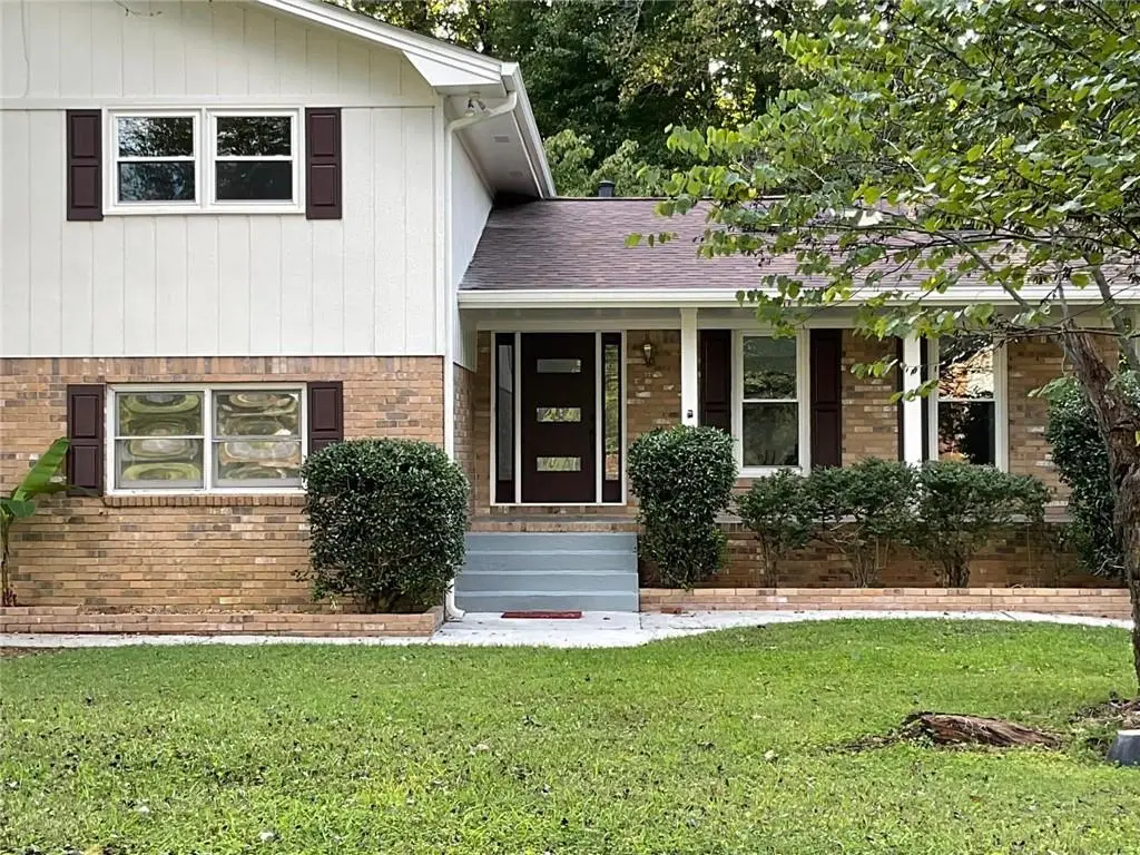 4950 Happy Hollow Rd, Dunwoody, GA 30360 - #1