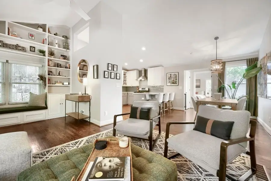 1835 Woodland Hills Avenue Nw, Atlanta, GA 30318 - #3