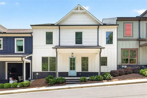 5619 Pine Street, Flowery Branch, GA 30542