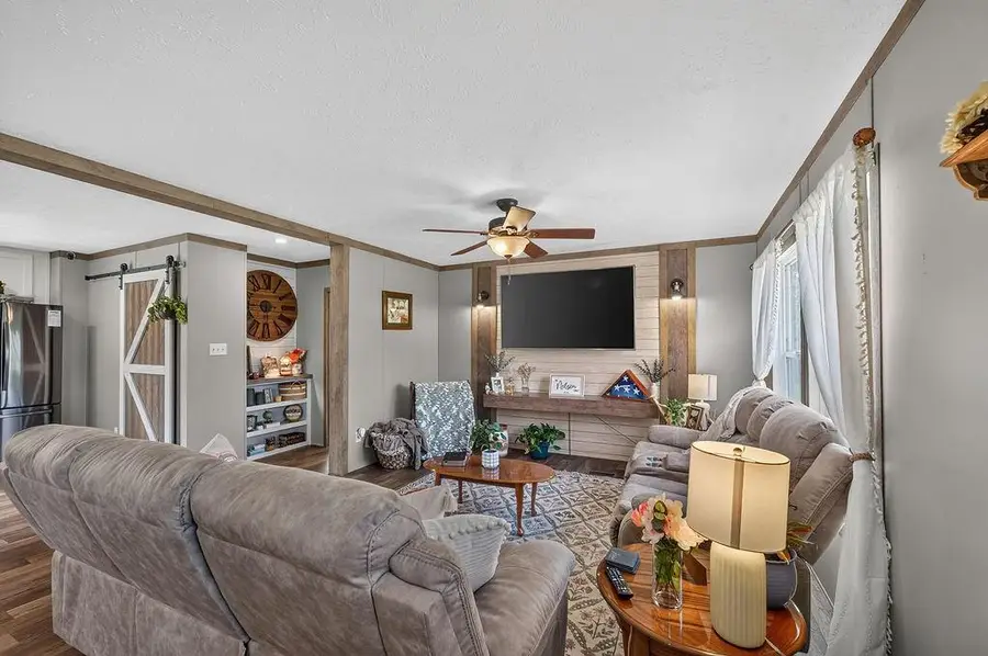660 Hall Memorial Road Nw, Calhoun, GA 30701 - #2