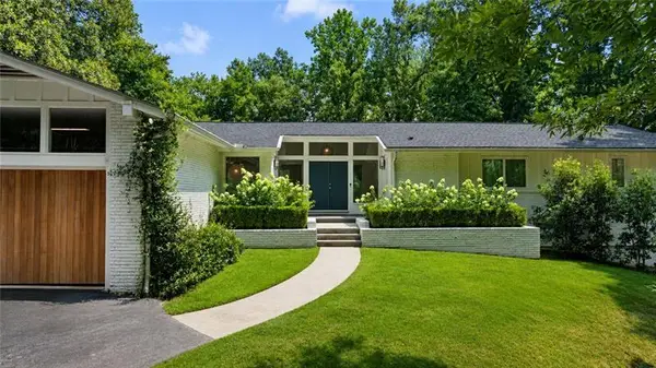 4037 Conway Valley Road Nw, Atlanta, GA 30327