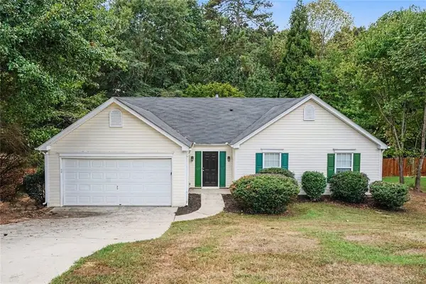 411 Crested View Drive, Loganville, GA 30052