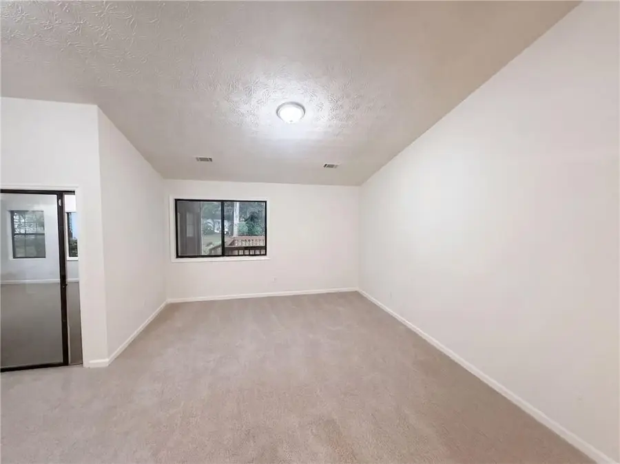 5330 Garvey Drive, Fairburn, GA 30213 - #3