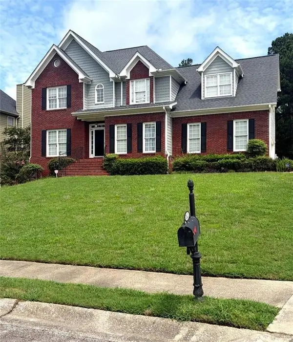 7531 Greens Mill Drive, Loganville, GA 30052
