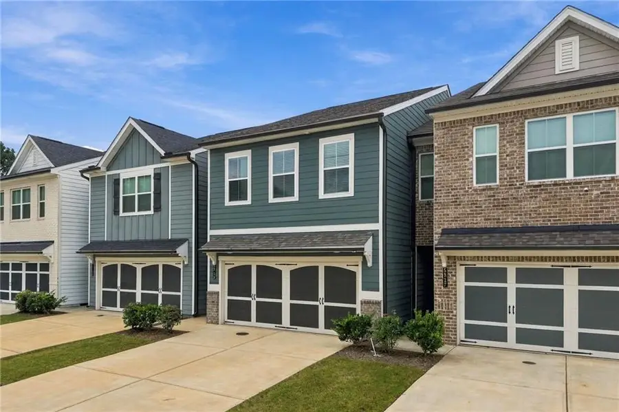 5313 Melbourne Lane, Flowery Branch, GA 30542 - #2