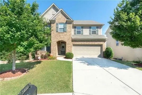 3422 Fallen Oak Drive, Buford, GA 30519