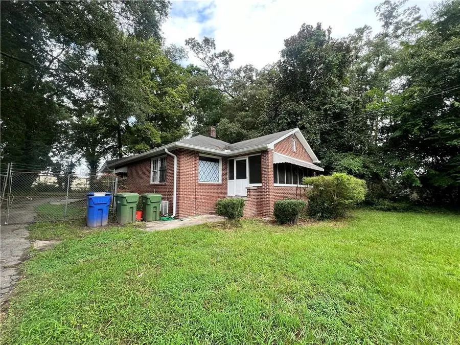 1420 Bolton Road Nw, Atlanta, GA 30331 - #2