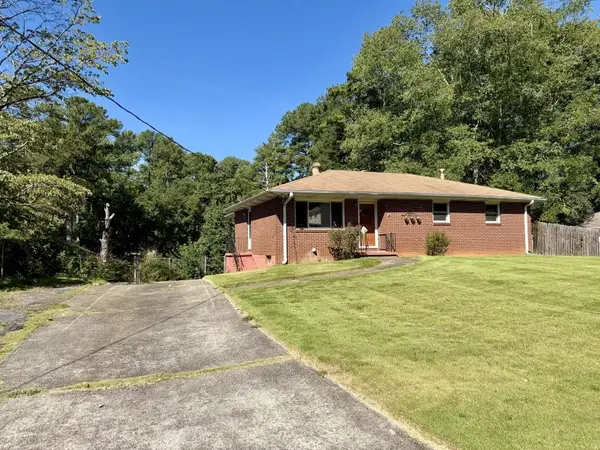 3226 Woodview Drive Se, Smyrna, GA 30082