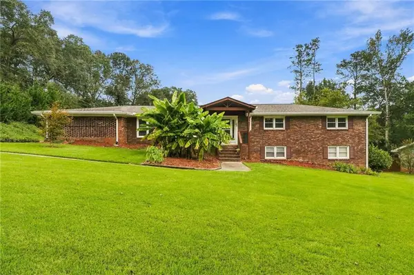 2156 Windsor Drive, Lithia Springs, GA 30122