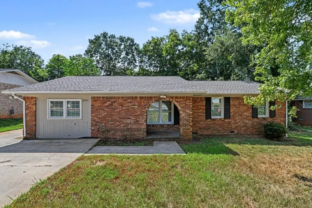 5041 W Mountain Street, Stone Mountain, GA 30083 - #1
