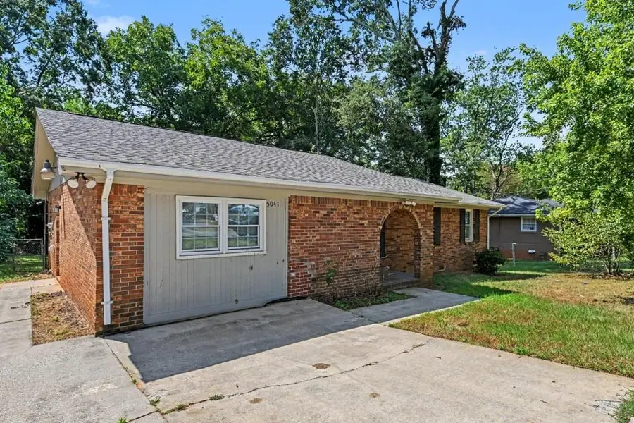 5041 W Mountain Street, Stone Mountain, GA 30083 - #3