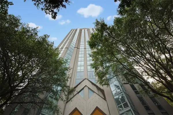 2870 Pharr Court South Nw #2006, Atlanta, GA 30305