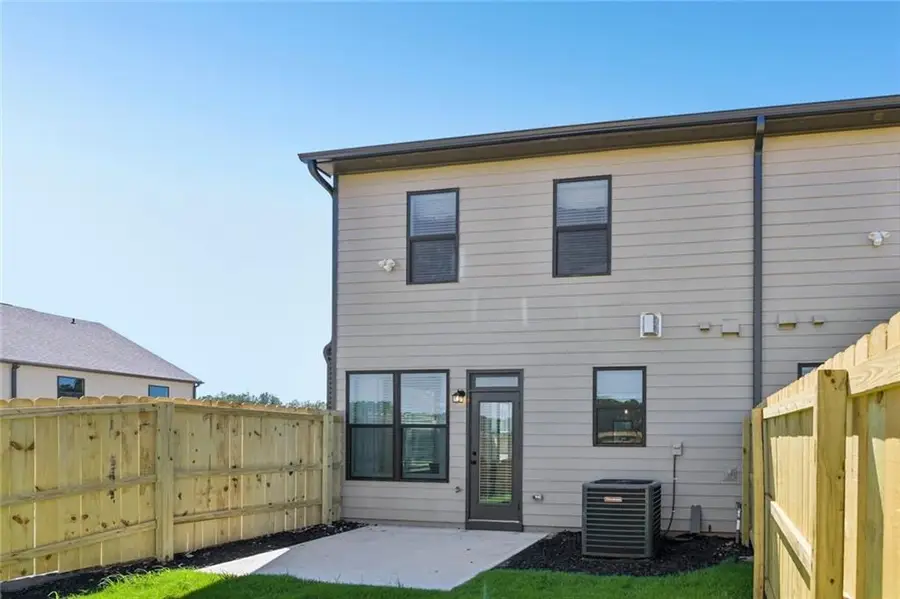 218 Foxtrot Avenue, Hoschton, GA 30548 - #3