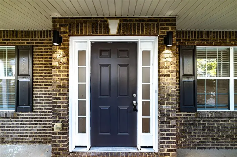 596 Vaughan Drive, Hampton, GA 30228 - #2