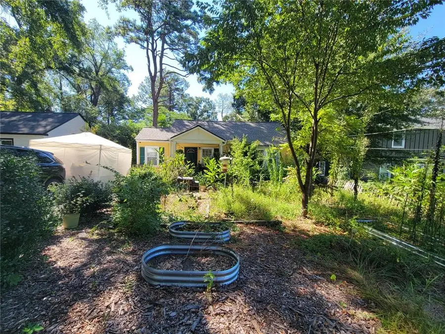 2042 Arlington Circle Nw, Atlanta, GA 30318 - #2