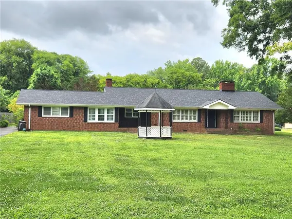 8 Highland Lane, Cartersville, GA 30120