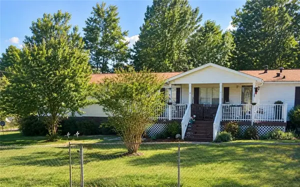 766 Hickory Level, Villa Rica, GA 30180
