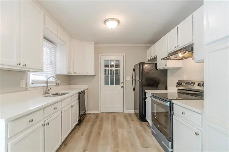 927 Magna Carta Drive Nw, Atlanta, GA 30318 - #3