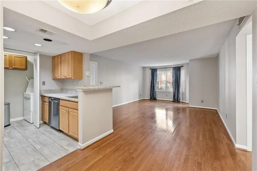 2054 Chastain Park Court Ne, Atlanta, GA 30342 - #3
