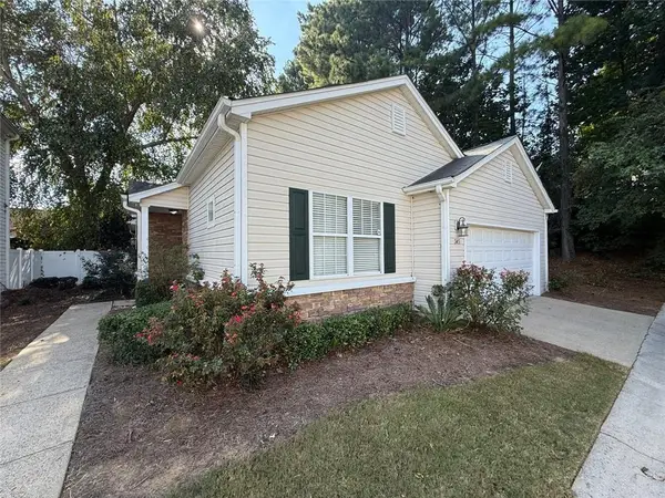 345 Windcroft Circle Nw, Acworth, GA 30101
