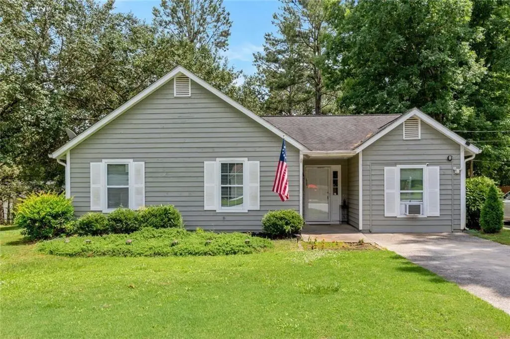 2000 Wendover Drive, Snellville, GA 30078 - #1
