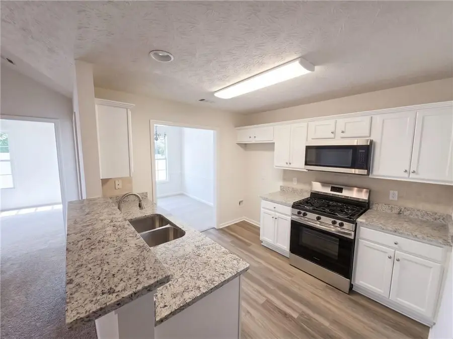621 Majesty Crossing, Winder, GA 30680 - #2