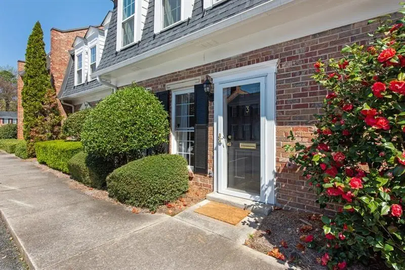 3 Surry County Place Nw, Atlanta, GA 30318 - #1