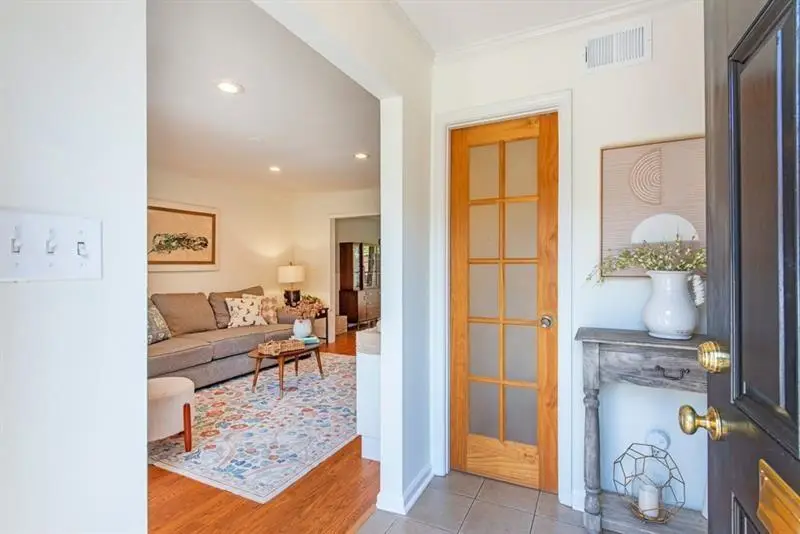3 Surry County Place Nw, Atlanta, GA 30318 - #2
