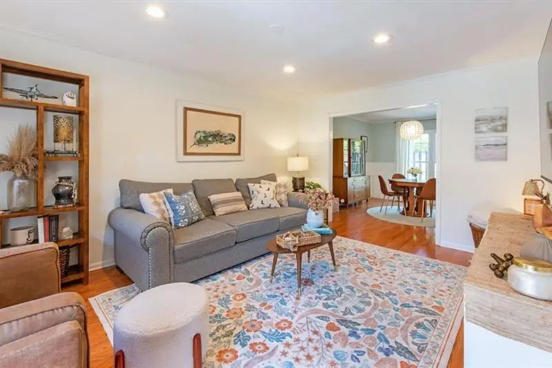 3 Surry County Place Nw, Atlanta, GA 30318 - #3