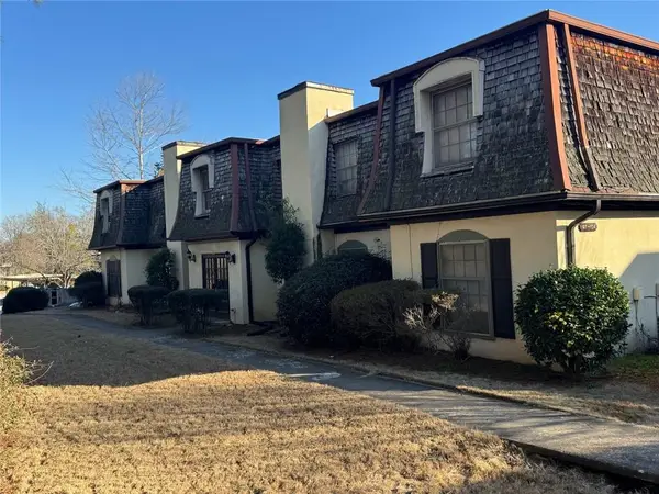 102 Rue Fontaine, Lithonia, GA 30038