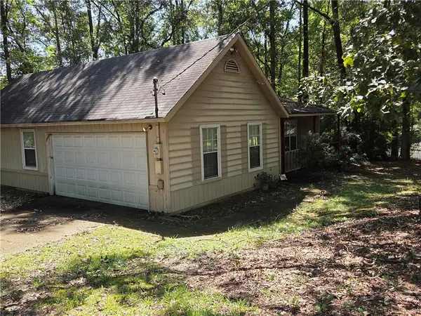 1916 Woods Court, Riverdale, GA 30296