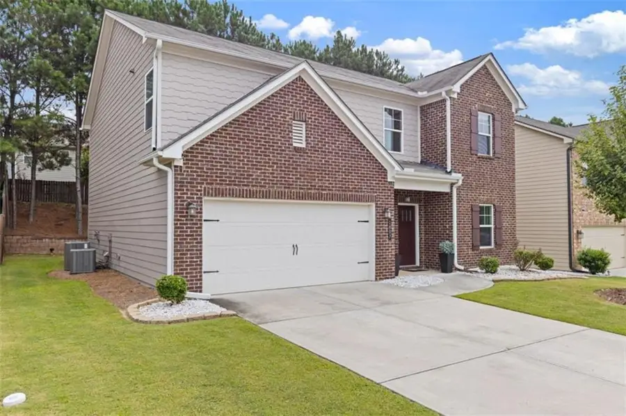 1807 Weatherbrook Circle, Lawrenceville, GA 30043 - #2