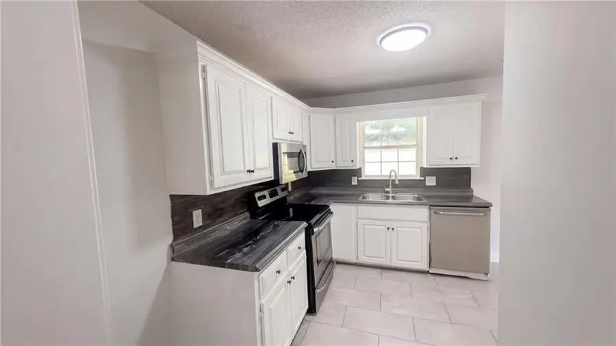 155 Liberty Place Sw, Calhoun, GA 30701 - #2