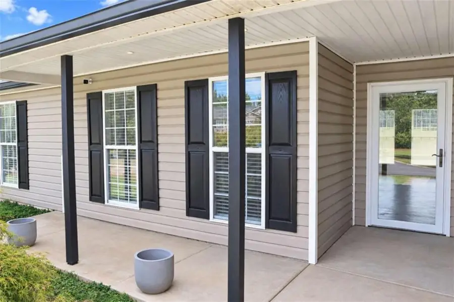 485 Raymond Drive, Winder, GA 30680 - #3