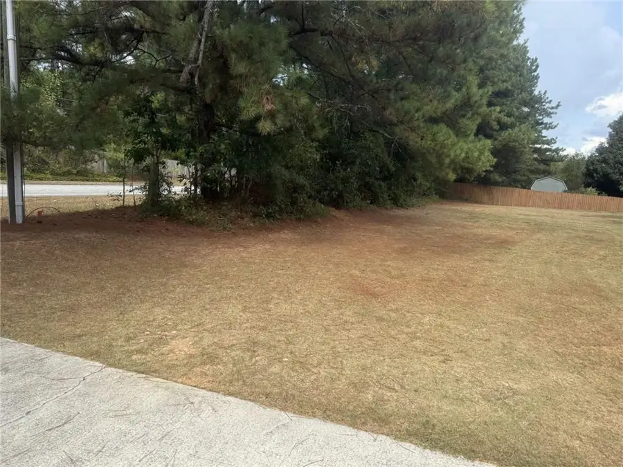 605 Ozora Road, Loganville, GA 30052 - #3