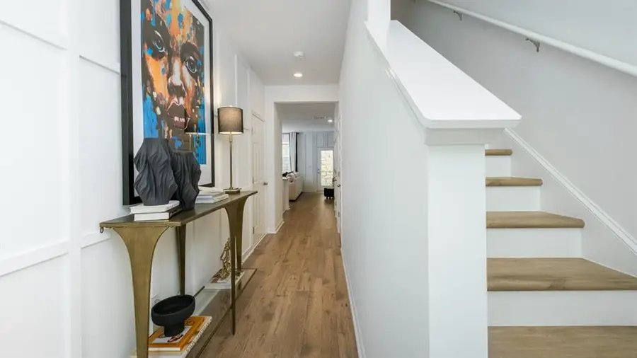 504 Woodcreek Circle #4, Atlanta, GA 30331 - #2