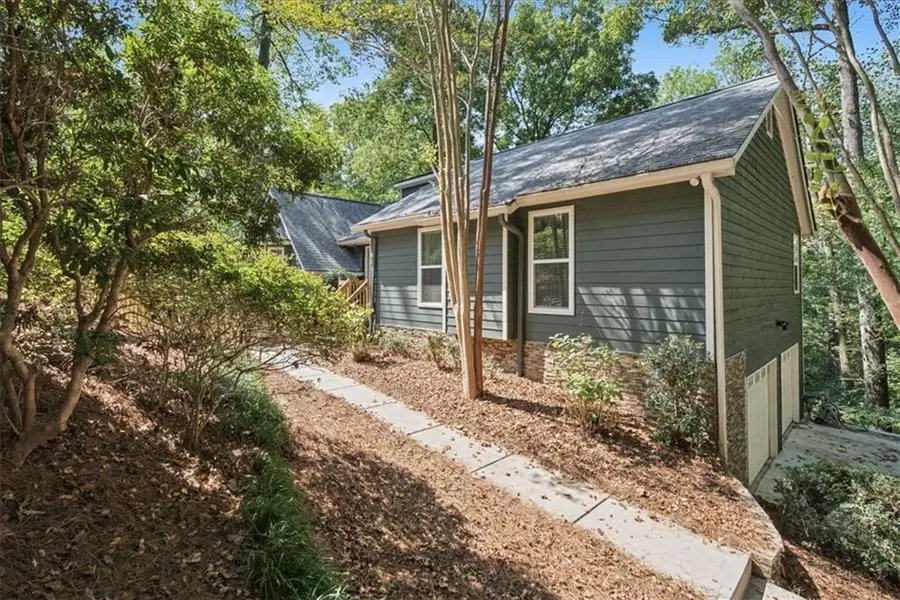 98 Geraldine Drive Se, Smyrna, GA 30082 - #2