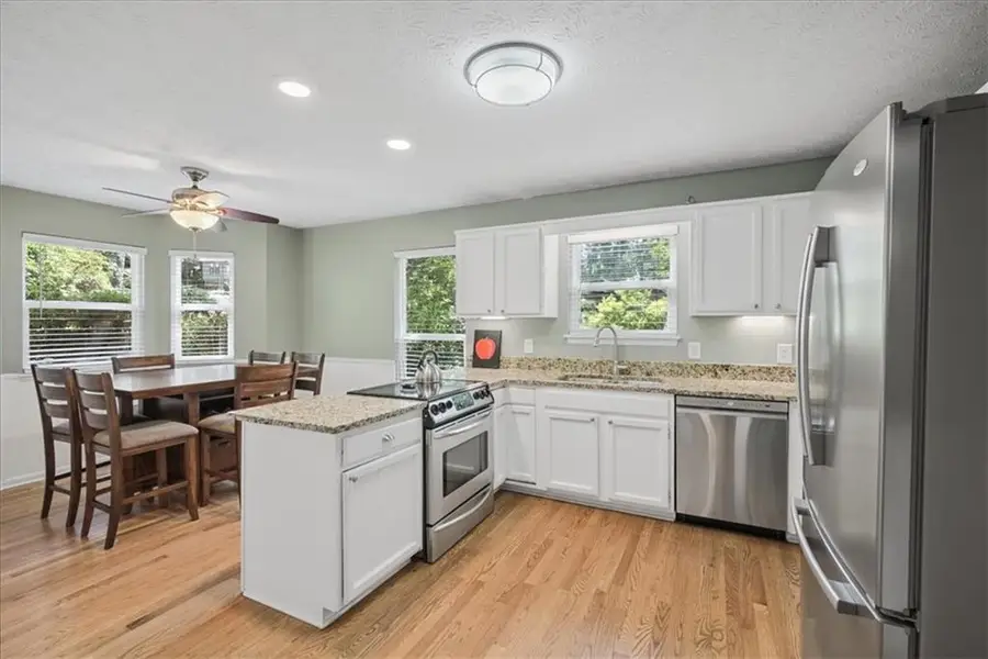 98 Geraldine Drive Se, Smyrna, GA 30082 - #3