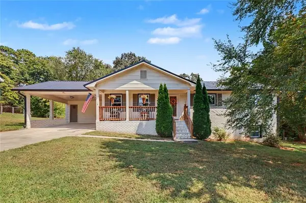 51 Rainwood Circle Se Drive, Silver Creek, GA 30173