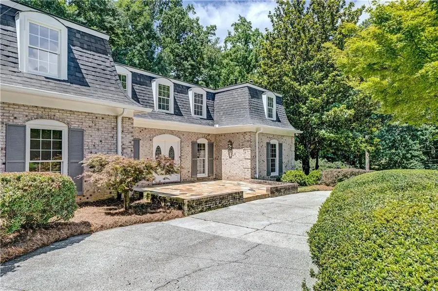 8180 Tynecastle Drive, Sandy Springs, GA 30350 - #3