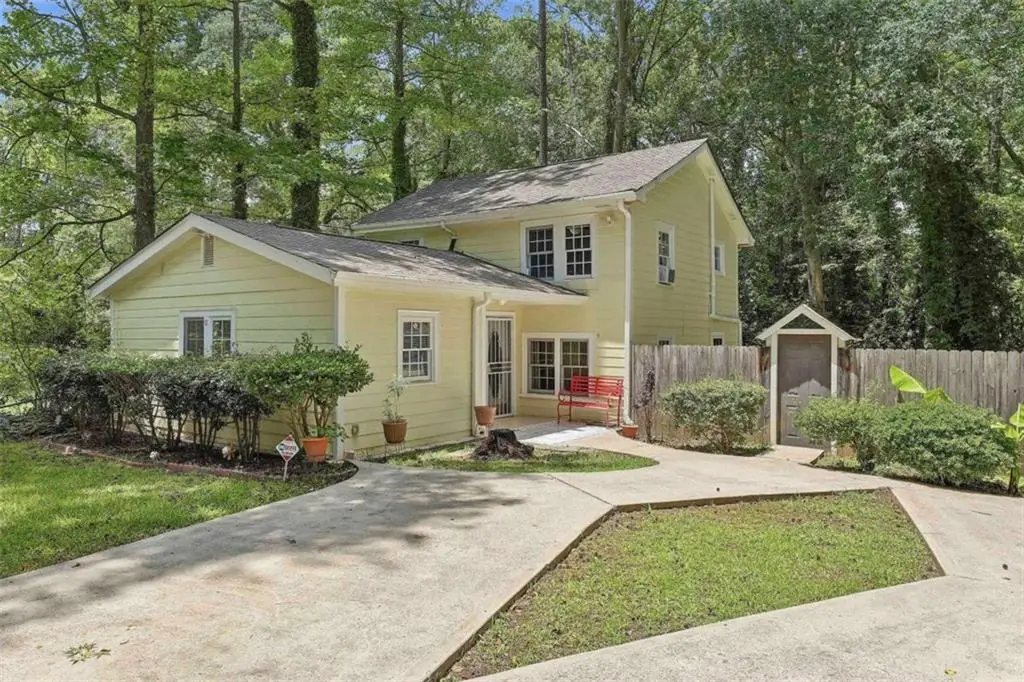 184 Fairview Drive, Fairburn, GA 30213 - #1