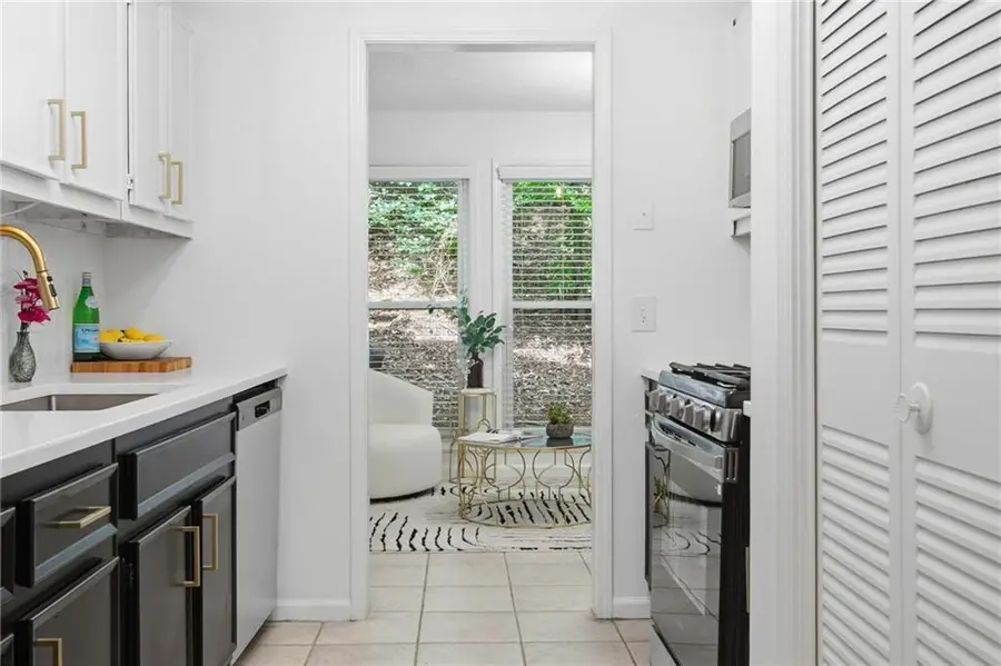 4013 Lake Pointe Circle, Roswell, GA 30075 - #3
