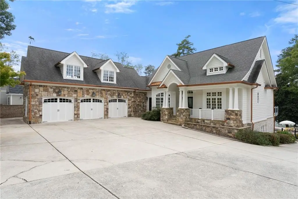 8190 Bennett Lane, Gainesville, GA 30506 - #1