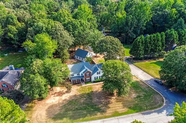 507 Daileys Creek Drive, Mcdonough, GA 30253