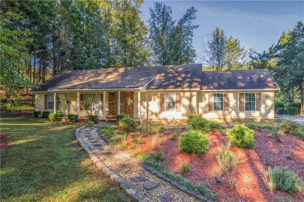 4324 Pine Vale Road, Gainesville, GA 30507