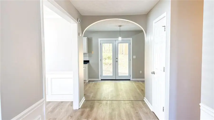 1195 Winthrope Chase Drive, Alpharetta, GA 30009 - #2