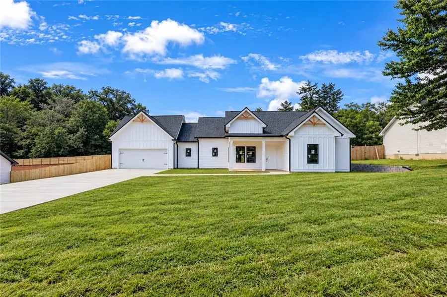 1350 Waverly Way, Monroe, GA 30656 - #2