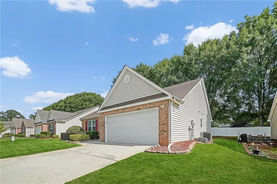 504 Mockingbird Lane, Loganville, GA 30052 - #3