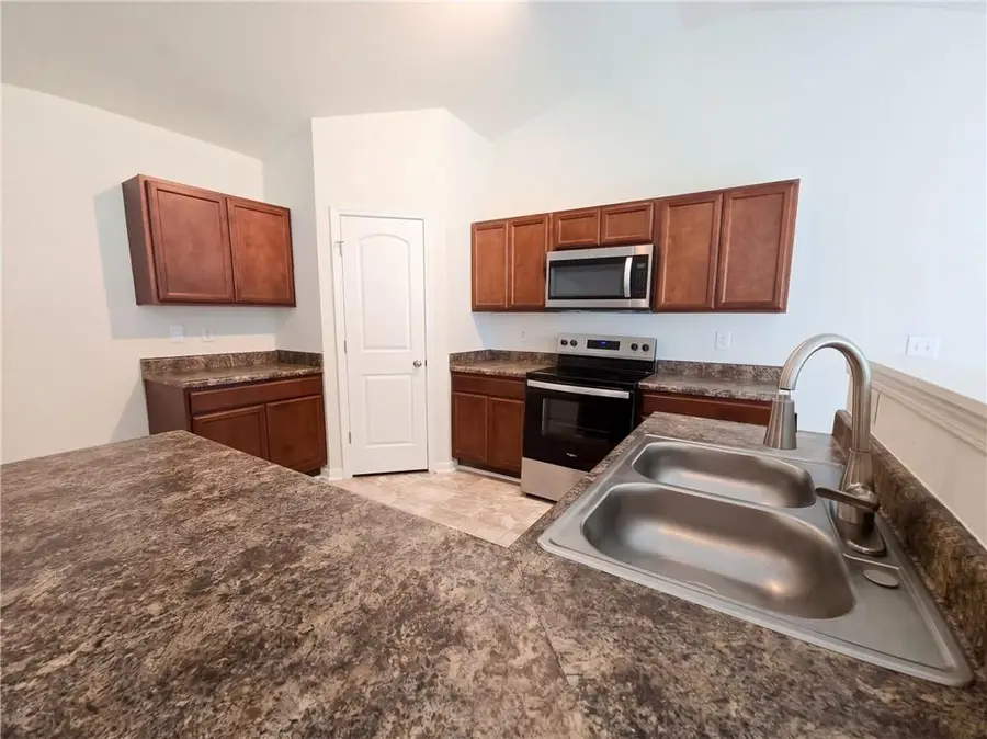 1007 Haley Street, Macon, GA 31217 - #2