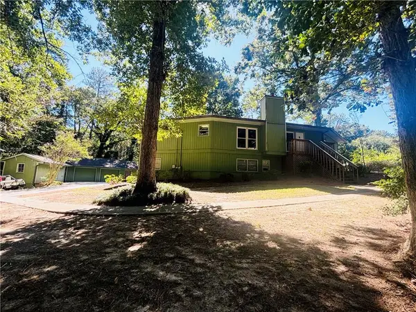 4715 Barnes Court, Loganville, GA 30052